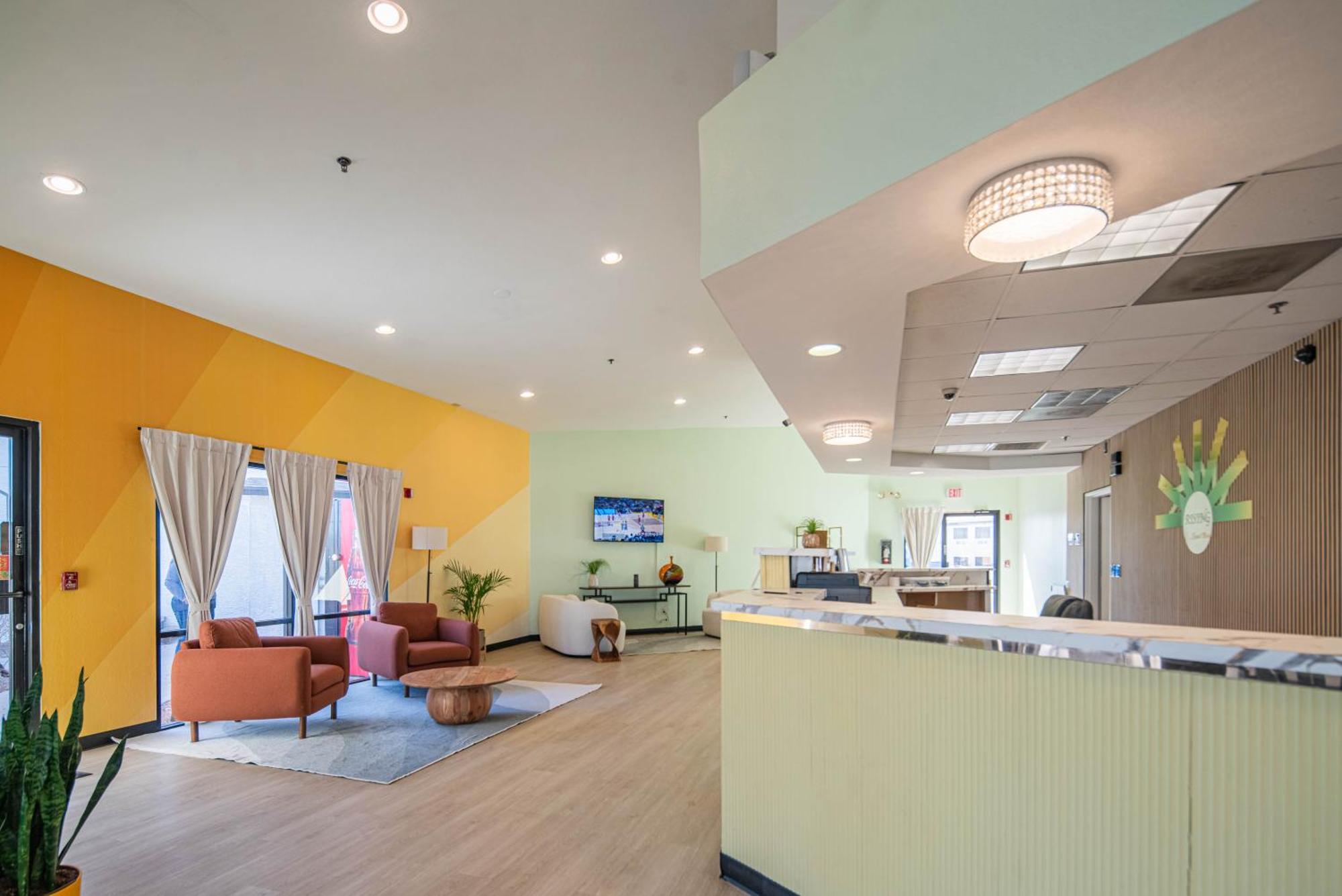 Hotel Rising Phoenix Esterno foto