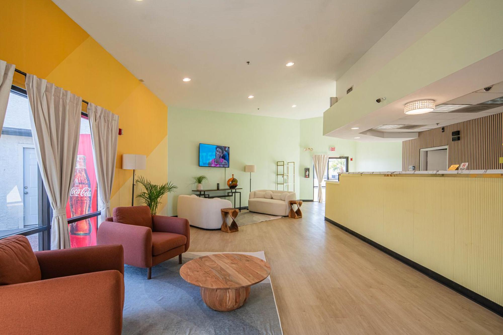 Hotel Rising Phoenix Esterno foto